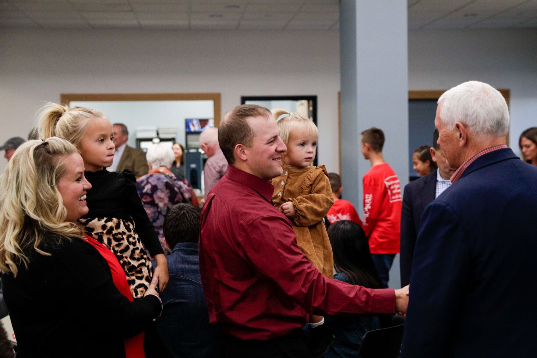 092922-qc-nws-pence-08.jpg
